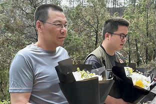 ?男子25米手枪速射：李越宏、刘杨攀包揽金银